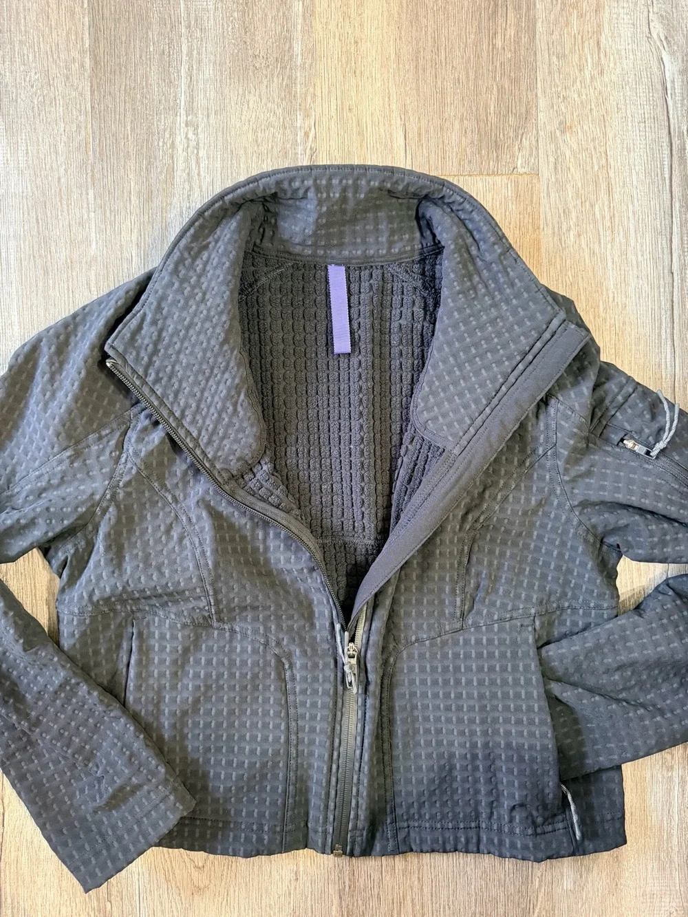 LULULEMON Soft-shell Crop Jacket